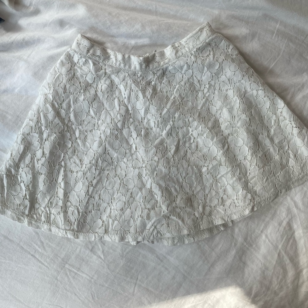 coquette white flower mini skirt 🌷